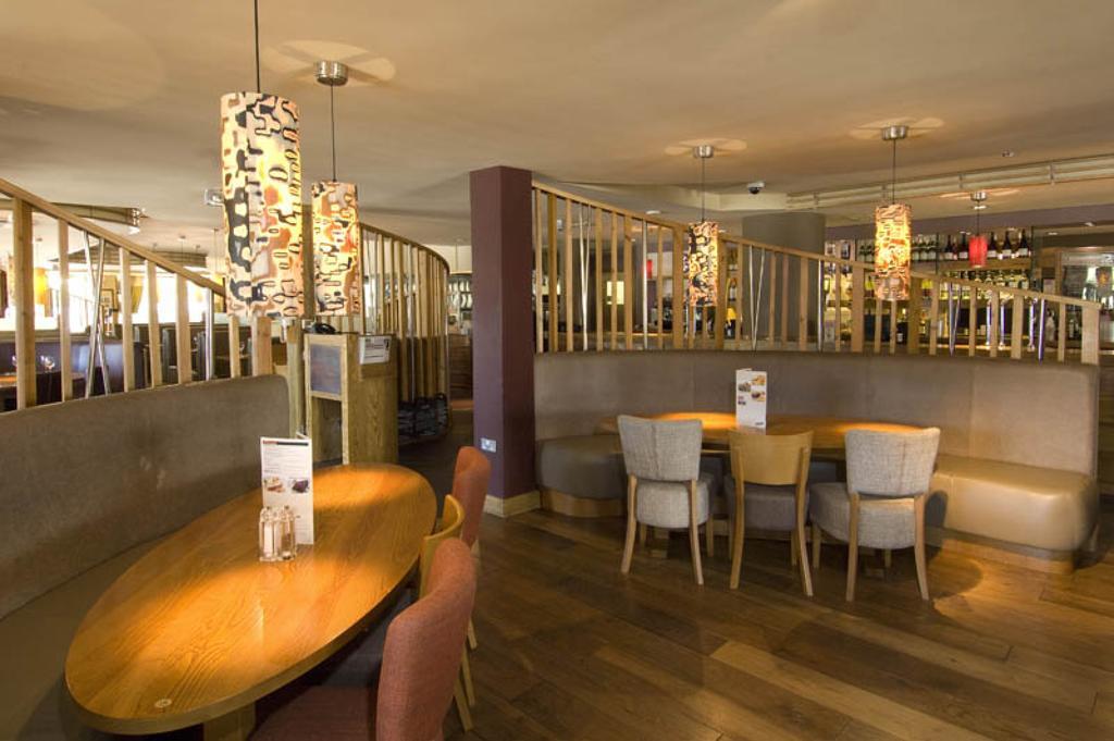 Premier Inn Ashford - Eureka Park Exterior foto